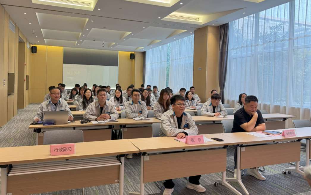 qm球盟会网站清治“创新驱动 团结奋进”2024第四季度启动大会圆满落幕